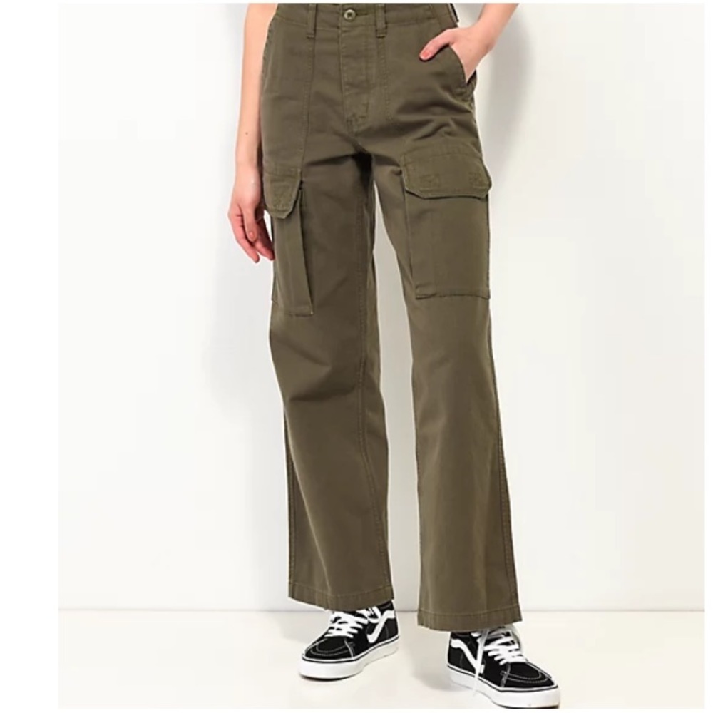 Vans Arroyo Olive Green Wide Leg Cargo Pants. 27 NWT